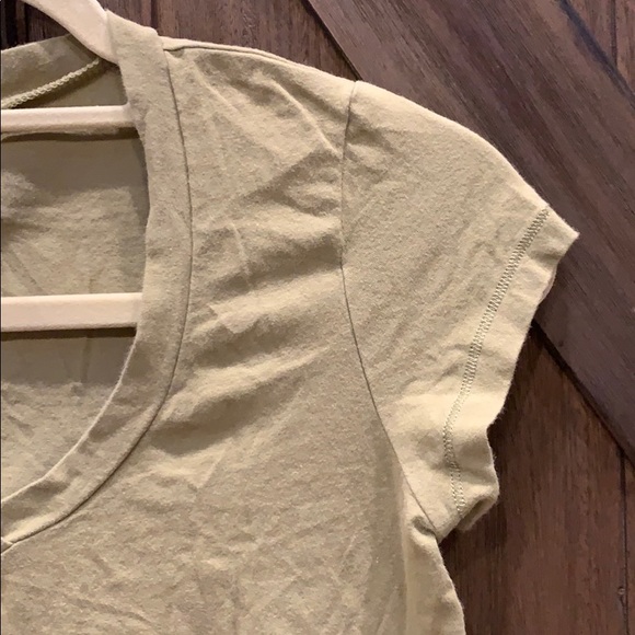 lt green Gap stretch V-neck short sleeve tee, XS - Picture 4 of 9
